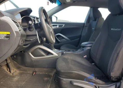 2013 Hyundai Veloster z USA, uszkodzony, nr VIN KMHTC6AD7DU087754